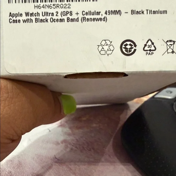 Apple Watch Ultra 2(GPS + Cellular, 49MM) - Black case Black Ocean Band Renewed - Picture 9 of 11